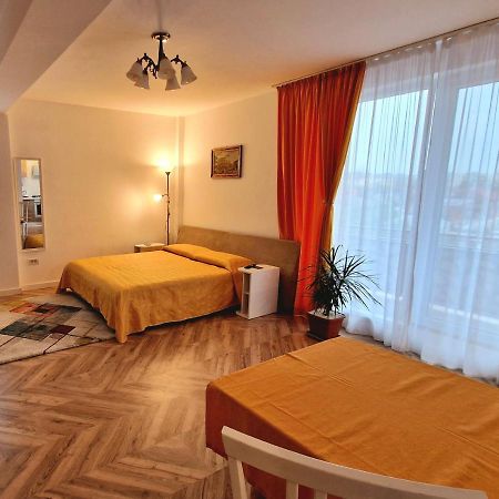 Domus Magistrae Apartment Букурещ Екстериор снимка