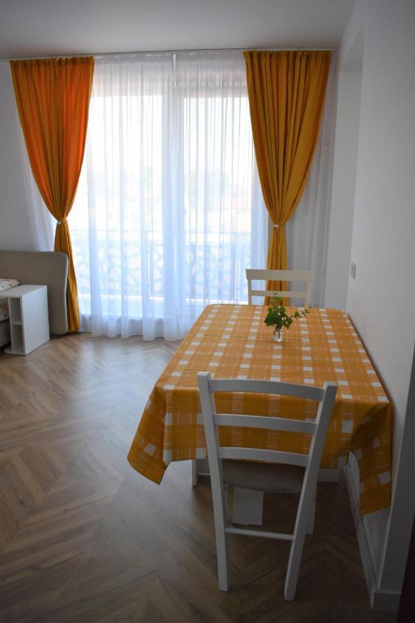 Domus Magistrae Apartment Букурещ Екстериор снимка