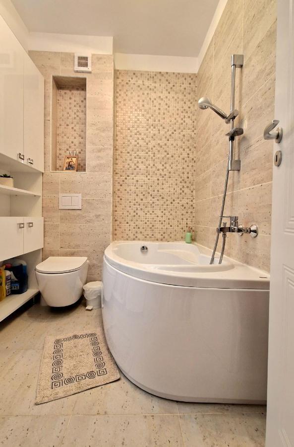 Domus Magistrae Apartment Букурещ Екстериор снимка